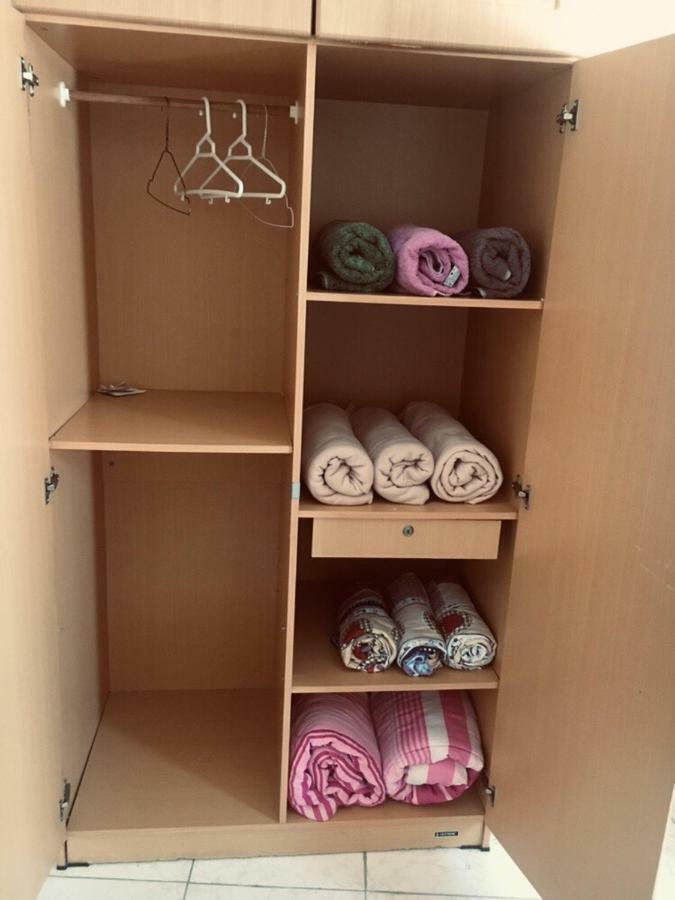 Rent In Appartmnt Homestay *